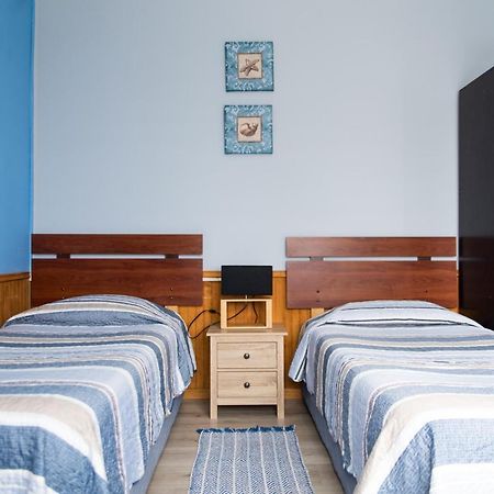 Hostal Guanaco Blanco Puerto Natales Extérieur photo