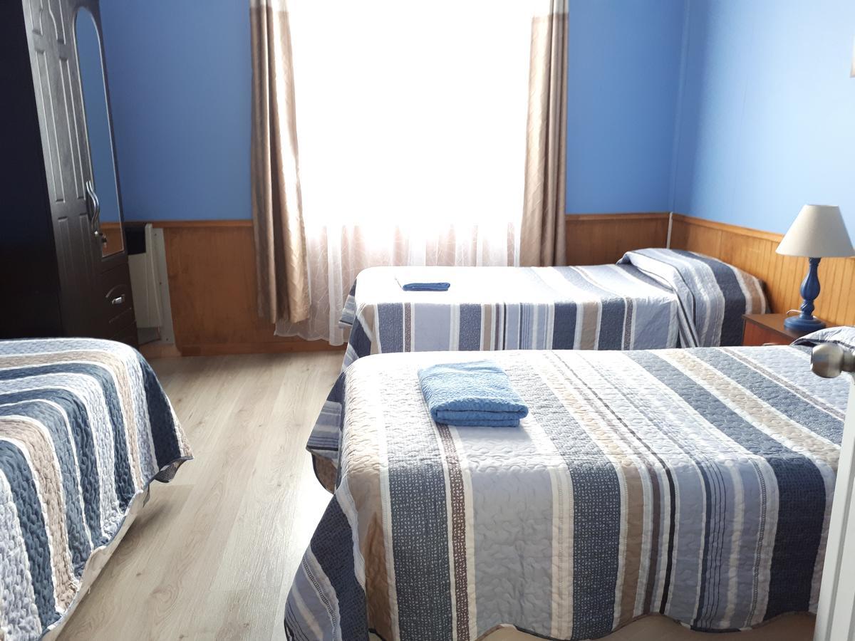 Hostal Guanaco Blanco Puerto Natales Extérieur photo