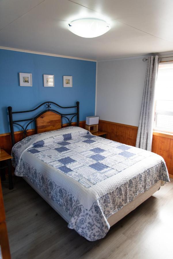 Hostal Guanaco Blanco Puerto Natales Extérieur photo